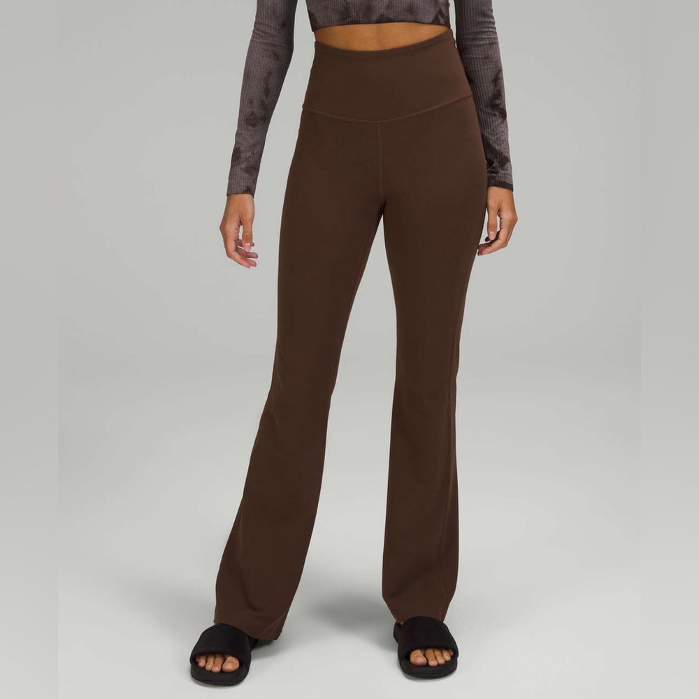 NWT Lululemon Groove High Rise Split Hem Nulu in Java - Picture 7 of 7